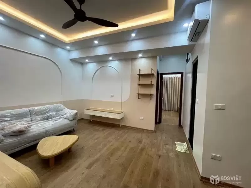 bán căn hộ trần quý kiên cầu giấy 62m 2 ngủ 2 wc giá 5,95 tỷ