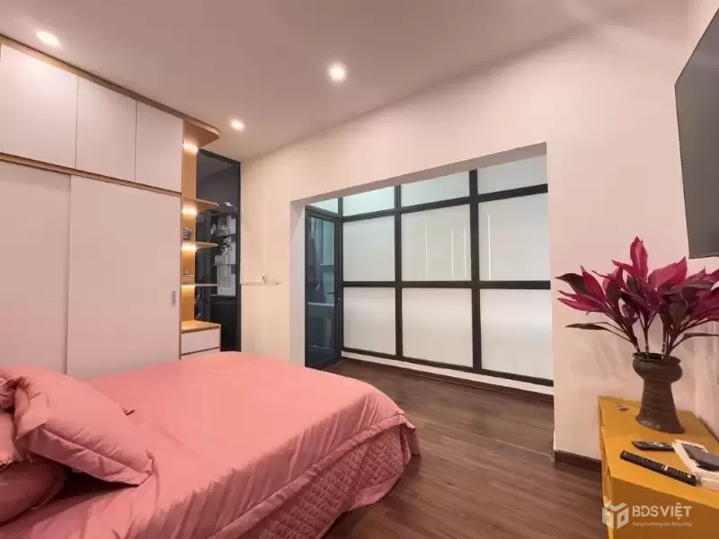 thụy khuê 28m x4 tầng 8,9 tỷ cách 2 nhà ra phố,quy hoạch sát đường,mặt tiền 6m2