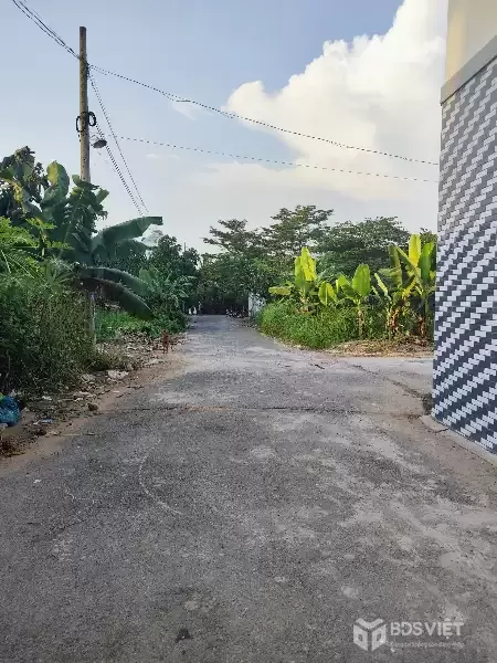 CẦN BÁN 124M2 ĐẤT THÔ CƯ HẺM 6M GẦN CHỢ ĐỆM