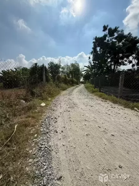 Bán nền thổ cư hẻm đường đá xanh oto xã Đức Hòa Thượng dt 155m2 giá 820 triệu