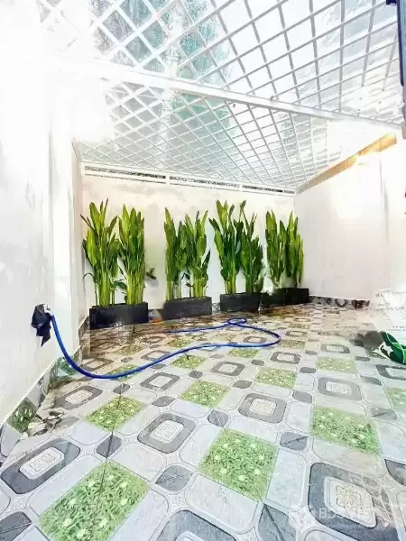 Nhà mới 3 tầng, hẻm thông, giáp Quận 7 – Huỳnh Tấn Phát, 4 TỶ 350