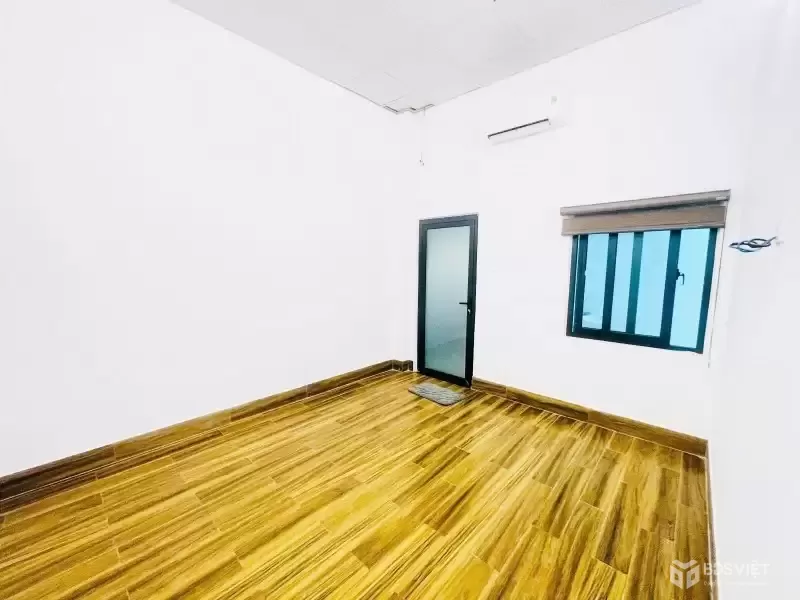 Mặt tiền Lê Văn Hiến 155,2m2 nhà 2 tầng kinh doanh tốt giá 13,5 tỷ