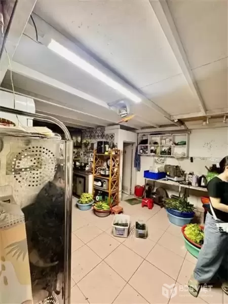 Nhà HXH Đường Hoàng Hoa Thám Quận Bình Thạnh Phường 7 Cũ.