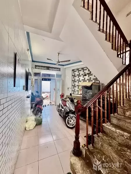 Nhà HXH Đường Hoàng Hoa Thám Quận Bình Thạnh Phường 7 Cũ.