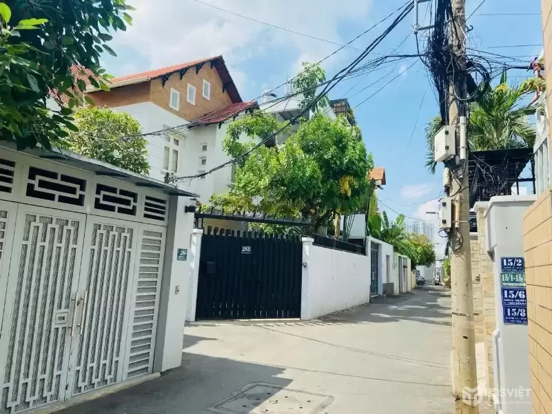 Biệt thự 385m2 Thảo Điền, Góc 2 mặt tiền Đường 66-Nguyễn Văn Hưởng, hồ bơi, HDT 70tr, 59.5 tỷ