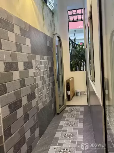 ♥ Nhà Kiệt rộng gân Ông Ích Khiêm đoạn Phú Gia, 80m2, ngang 5m, thoáng đẹp, 3PN, 5.x tỷ