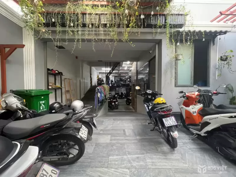 Siêu phẩm dòng tiền - Bán nhà 7 tầng Bình Thạnh_Hutech Ung Văn Khiêm_8x20_HDT 165tr_34.9 tỷ