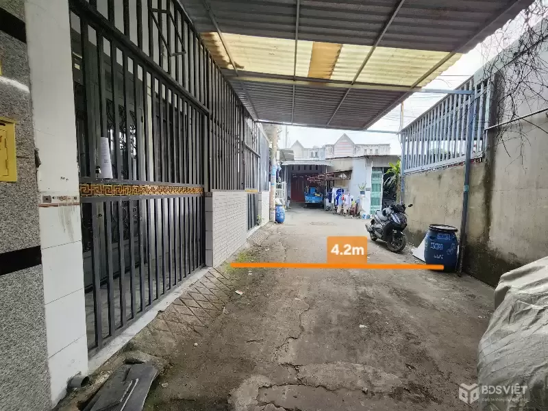 NHÀ TÂN ĐÔNG HIỆP DĨ AN 2 TỶ NHỈNH, NGÂN HÀNG CHÀO BÁN NHÀ NGANG 8,9M, DT 64M2