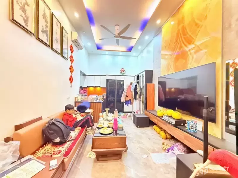 BÁN NHÀ SIÊU HIẾM LÊ TRỌNG TẤN – NGÕ THÔNG – 5M RA Ô TÔ TRÁNH – SÁT PHỐ- -NGÕ THÔNG- KINH DOANH‼️