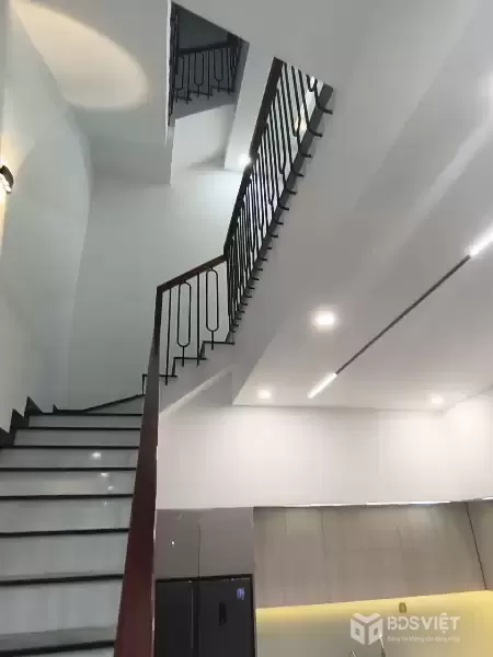 ♥ MT Bùi Tấn Diên, đường 10.5m, 3 tầng mới, hiện đại Full nội thất, Dòng tiền 28tr/th, 8.x tỷ