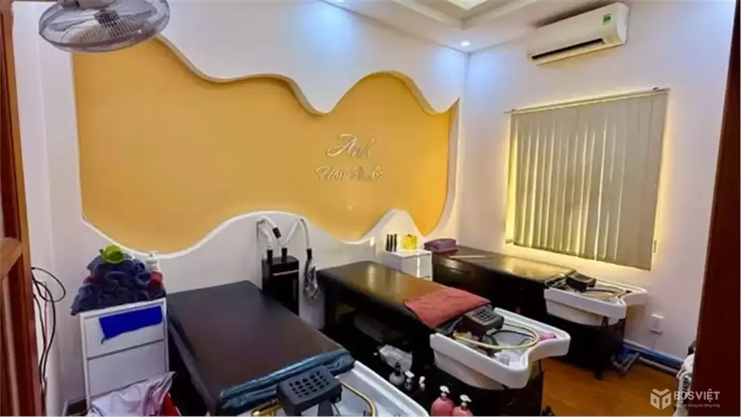 Nhà MT Đường Hồng Lĩnh Phường 15 Cũ Quận 10.