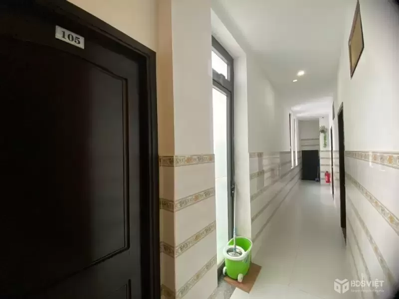 Bán khách sạn Đồng Khởi 200m2 20 phòng giá 14.5 tỷ đối diện bến xe Đà Nẵng