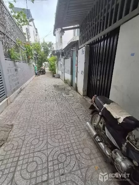 Bán nhà  Huỳnh Tấn Phát, Quận 7, 2 tầng, 2PN, sổ hồng riêng, giá 4.7 tỷ