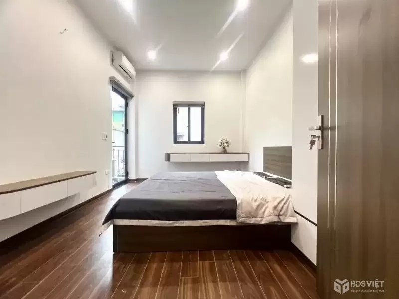 Bán nhà phố Trương Định, Hai Bà Trưng 34m2, 5 tầng full nội thất, sổ đỏ chỉ 7,2 tỷ