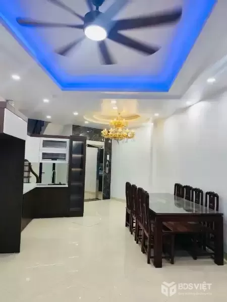 Hạ chào 1 tỷ nhà phố Nguyễn Trãi nhà 5 tầng thang máy, giá đầu tư gần 60 m2 chỉ nhỉnh 12 tỷ