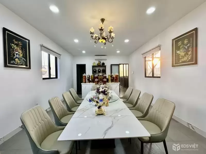 Bán nhà mặt tiền KDC Tam Bình Thủ Đức - 112m2  - 5 Tầng Thang Máy - Tặng Full nội thất