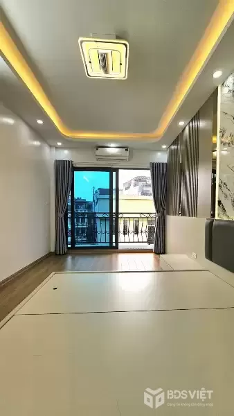 HOÀNG VĂN THÁI – THANG MÁY – TRUNG TÂM THANH XUÂN