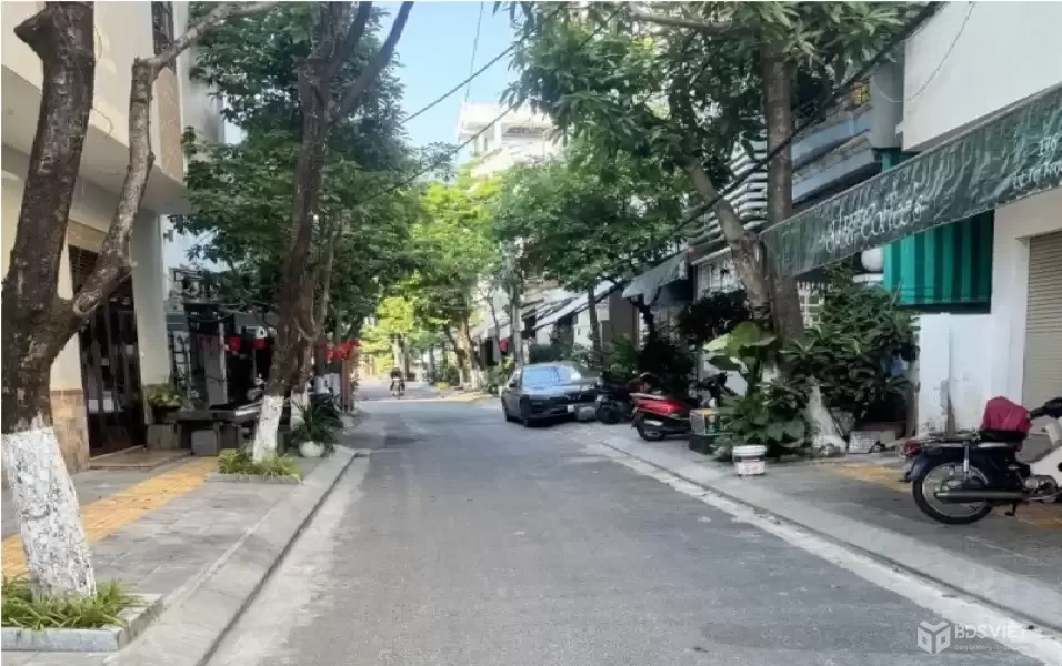 ♥ Nhà Kiệt Nhựa có lề, Ô tô đậu cửa. Sát Nguyễn Văn Linh, 53m2, ngang 5m, 6.x tỷ