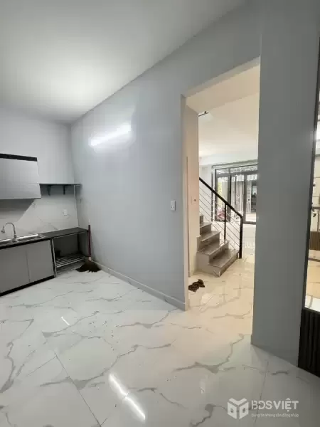 ♥ Nhà Kiệt Nhựa có lề, Ô tô đậu cửa. Sát Nguyễn Văn Linh, 53m2, ngang 5m, 6.x tỷ