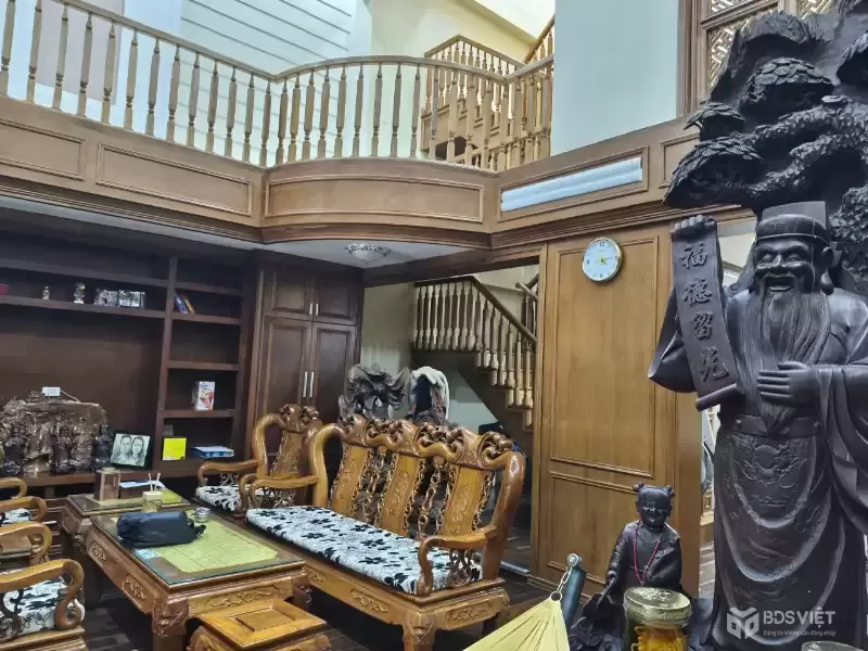 ♥ MT Lê Đại Hành 150m2, ngang 7m, 2.5 tầng, Nội Thất Gỗ cao cấp, cực chất 15.x tỷ