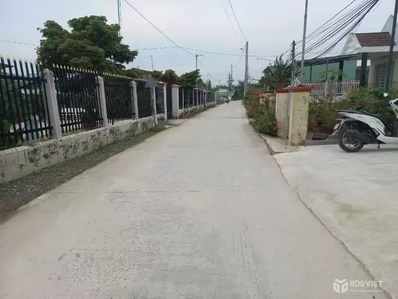 Bán nhà kho mới xây đường beton xe tải xã Mỹ Yên, Bến Lức dt 338m2 full thổ giá 5,8 tỷ