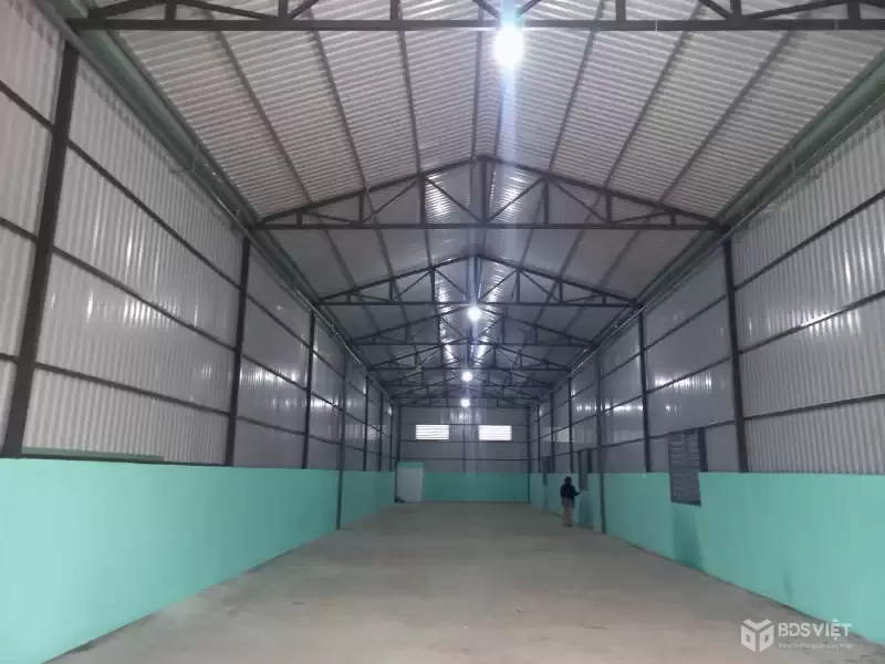 Bán nhà kho mới xây đường beton xe tải xã Mỹ Yên, Bến Lức dt 338m2 full thổ giá 5,8 tỷ