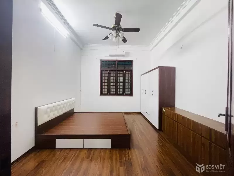 HOÀNG VĂN THÁI – GIẢM SỐC 1 TỶ – 15M RA Ô TÔ TRÁNH – TƯƠNG LAI RA PHỐ