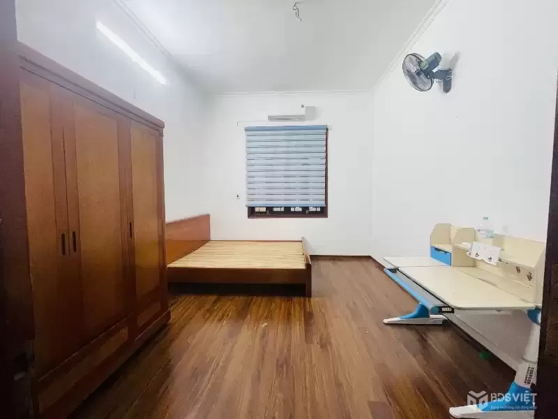 HOÀNG VĂN THÁI – GIẢM SỐC 1 TỶ – 15M RA Ô TÔ TRÁNH – TƯƠNG LAI RA PHỐ