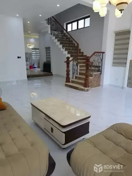 Giảm S.O.C CHỈ 8Ty9
BIỆT THỰ- ĐƯỜNG 10M- 191M2- 2TẦNG- NGANG NỞ HẬU 9.5M- LÊ VĂN LƯƠNG