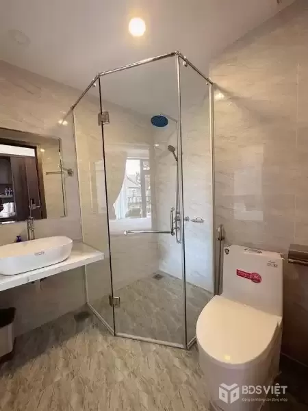 Cho thuê Khách sạn 13 phòng 60 triệu/tháng Hùng Vương Phường 9 Đà Lạt