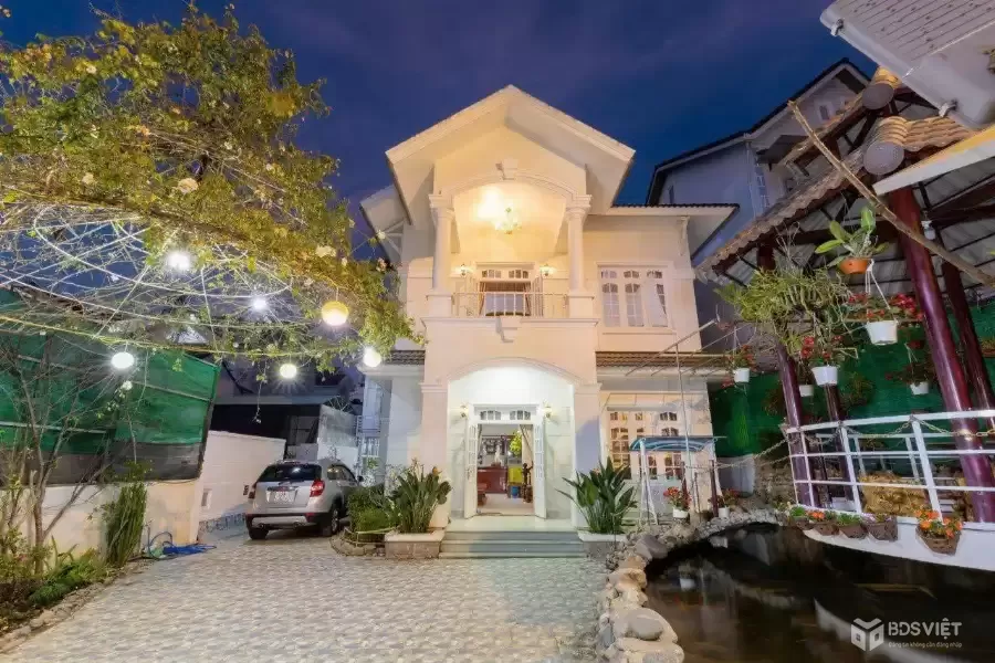 Cho thuê villa sân vườn 25 triệu/tháng Hùng Vương Phường 9 Đà Lạt