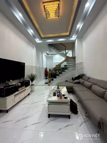 ????NHÀ MỚI ĐẸP 4TẦNG BTCT- FULL NỘI THẤT- 55M2- HOAN CÔNG ĐẦY ĐỦ- CHỈ 5Ty3- NHÀ BÈ