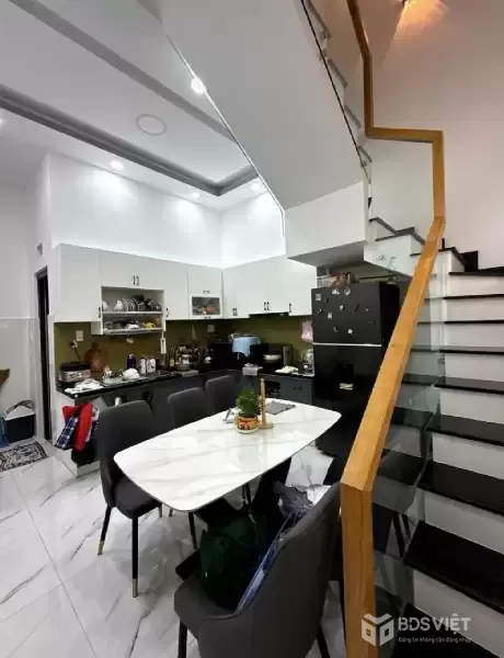 ????NHÀ MỚI ĐẸP 4TẦNG BTCT- FULL NỘI THẤT- 55M2- HOAN CÔNG ĐẦY ĐỦ- CHỈ 5Ty3- NHÀ BÈ