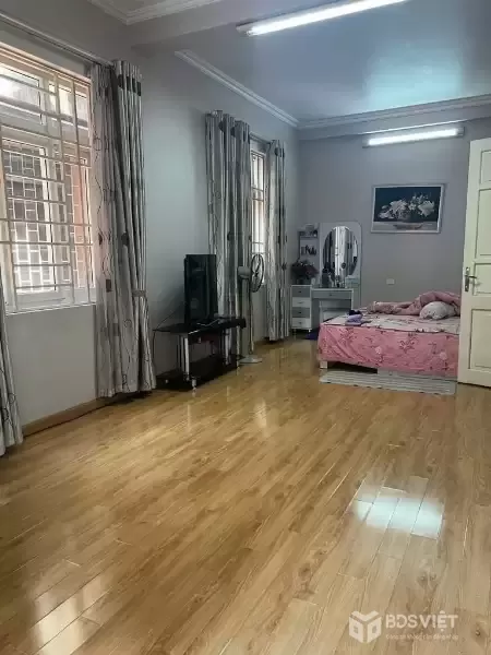 võng thị 50m x6 tầng 19,5 tỷ lô góc,ngõ thông kinh doanh,gần phố,gần hồ