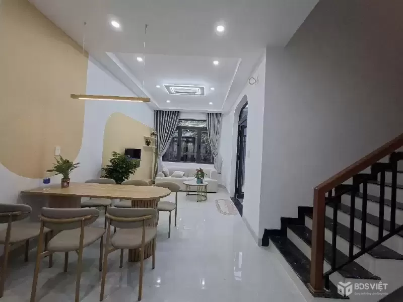 Nhà Cẩm Bắc - 3 Tầng Xây Mới - Ngang 6,5m - Full Nội Thất - Giá 5 tỷ