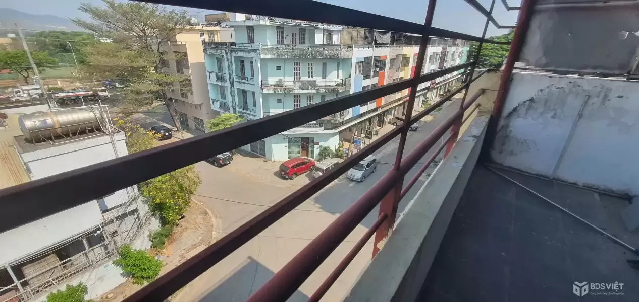 BÁN NHÀ 3 TẦNG 1 LỬNG – BÀ RỊA - VŨNG TÀU