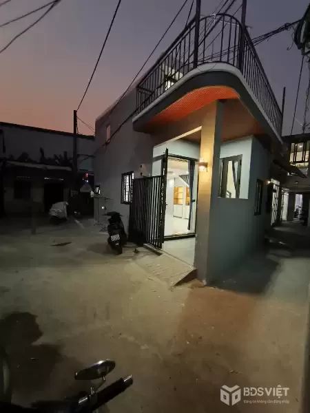 ♥ Góc 3 mặt thoáng Trưng Nữ Vương, Sân SiêuRộng, 48.9m2, 2 tầng mới, 3PN, Full Nội Thất, 3.9x tỷ