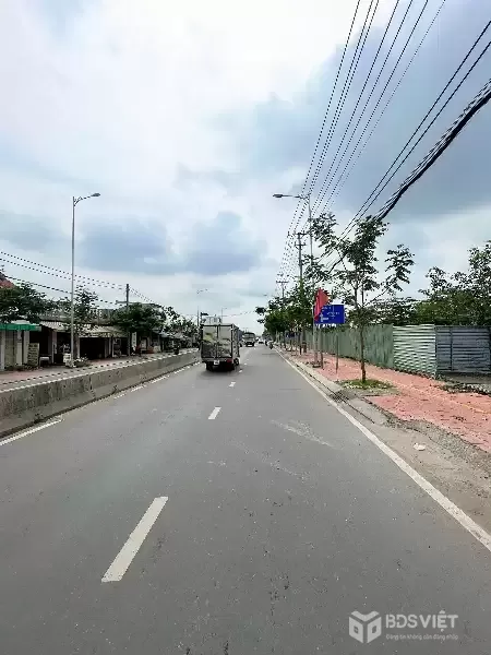 CẦN BÁN 76M2 NHÀ CẤP 4 MT ĐƯỜNG NGUYỄN CỬU PHÚ