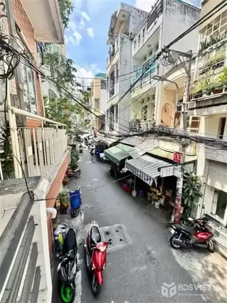 Nhà HXH Đường Huỳnh Văn Bánh Phường 17 Cũ Phú Nhuận.