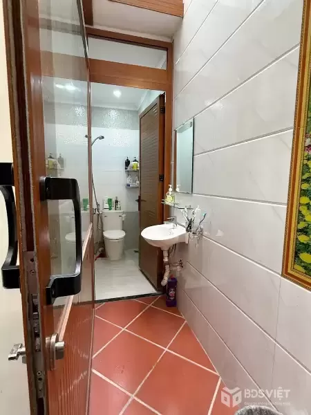 Nhà đẹp hẻm 152 Bông Sao P5 - Q8, Giá : 9 Tỷ (TL)