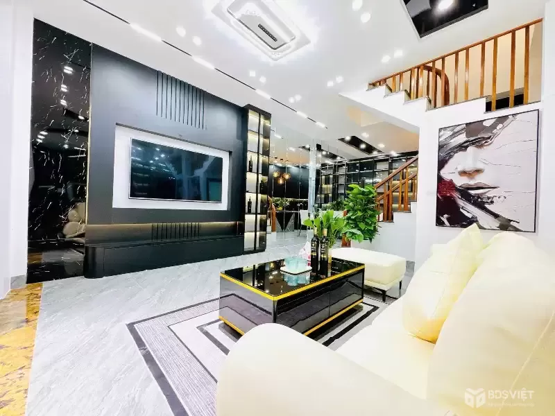 Bán nhà Vương Thừa Vũ TX- 41/50m2 5 tầng mặt tiền 4,3m giá hơn 12 tỷ ngõ thông ô tô đỗ cửa thiết kế đẹp sang trọng