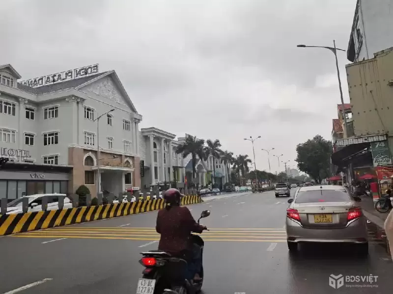 Chính chủ cần bán nhà 2 tầng Trung Tâm Đà Nẵng - Trục Đường Duy Tân. 80m2 - Với Mức Giá Chưa Đến 5 tỷ.