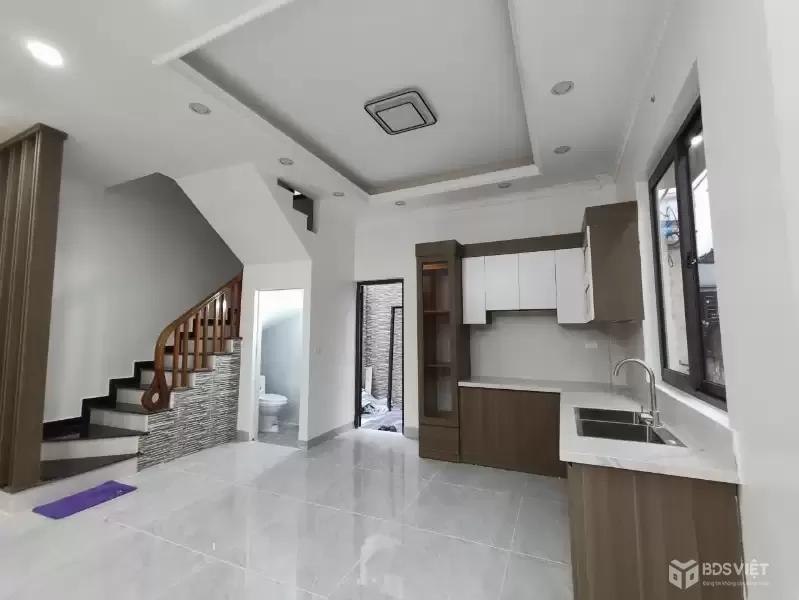 BÌNH HỒ ĐÔNG MỸ – 48M² – 4T – MT 6M – Ô TÔ VÀO NHÀ, NGAY SÁT KHU C THỂ THAO OLYMPIC