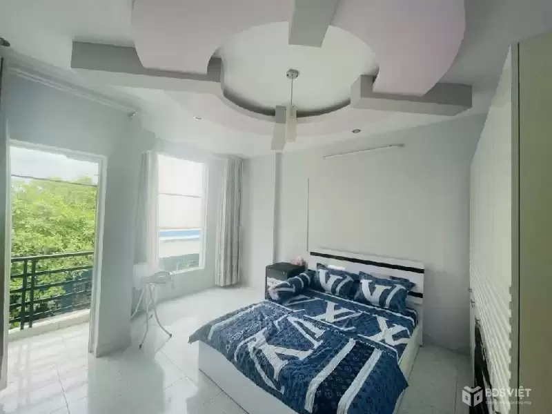 Quá Rẻ Chỉ 7 TỶ 050 HẺM XE Hơi Quận 7