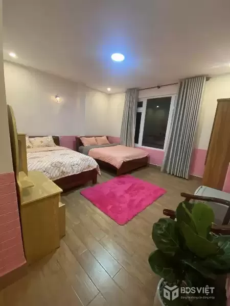 Cho thuê khách sạn 12 phòng Yersin, phường9, Đà Lạt 25 triệu/tháng