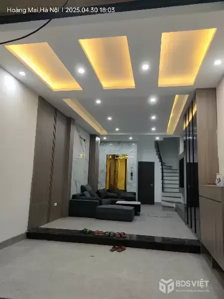 Cho thuê gấp giá rẻ căn hộ mặt phố Yên Phụ 120m, tầng 7, mặt tiền 6m, 20 tr/th Tây Hồ.