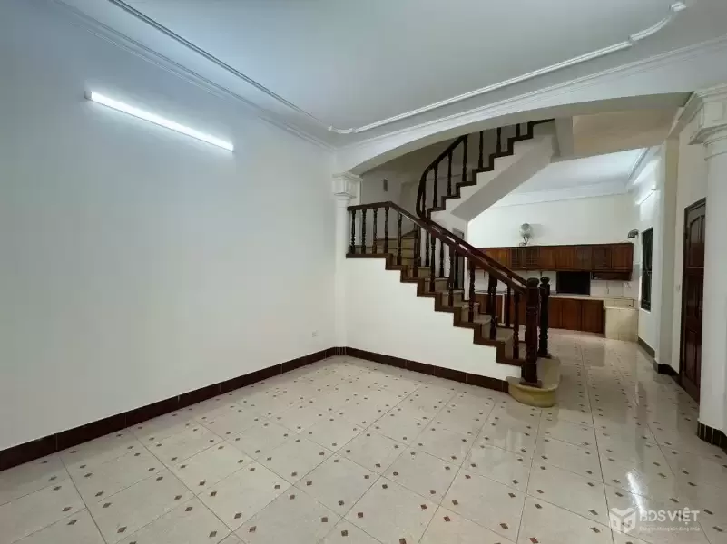 BÁN NHÀ NGUỴ NHƯ KON TUM, DT40M2 5T PHÂN LÔ VỈA HÈ, OTO TRÁNH, KINH DOANH, VP, NHỈNH 20 TỶ