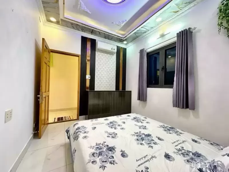 NHÀ ĐẸP LUNG LINH  – NGANG 5,2M – HẺM XE HƠI 6M CHỈ 7 TỶ