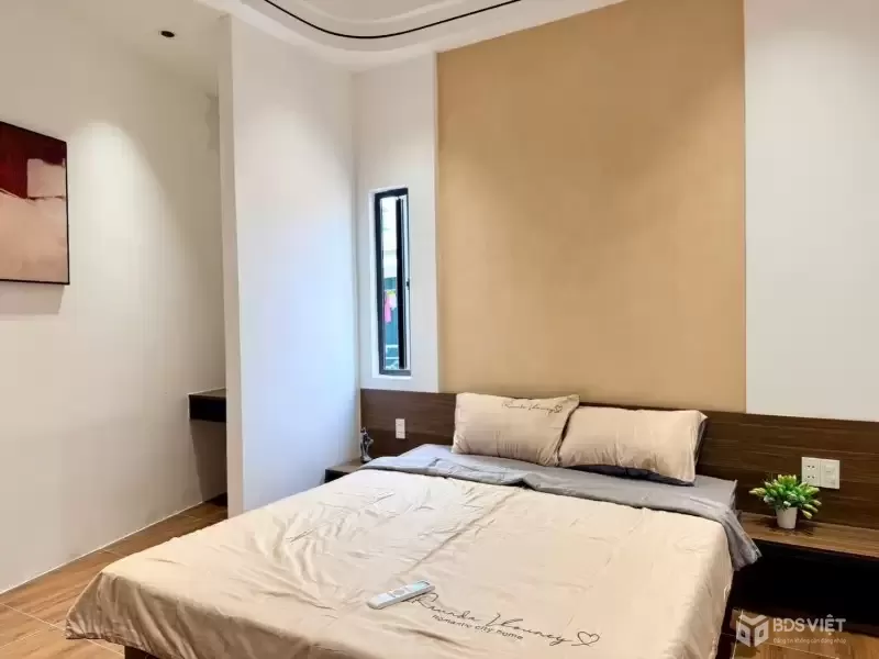 Nhà lô góc mặt tiền Nguyễn Thiếp, 103m2, giá 17,5 tỷ, gần sông Hàn, sát Euro Village