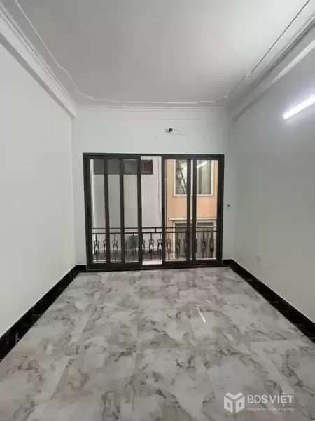 Phố Quốc Tử Giám nhưng giá chỉ 8 tỷ - nhà rộng 30m2, xây 4 tầng đẹp ở ngay